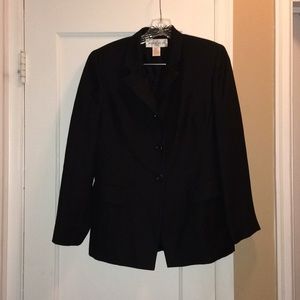 Jones Wear Black Jacket